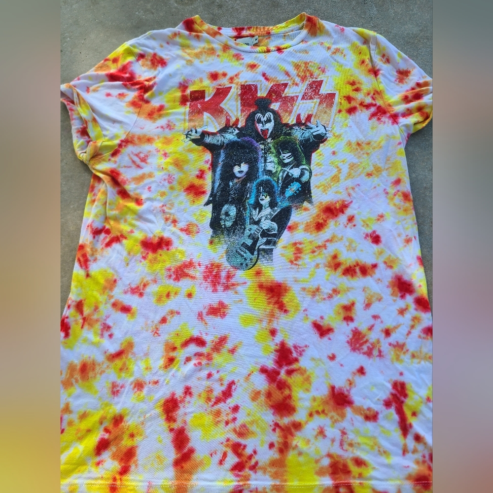 Hand tie dyed kiss shirt